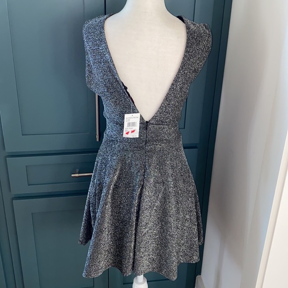 NWT Fraiche by J Shimmer Deep V-Neck Fit & Flare Minidress in Silver Metallic - Picture 6 of 7